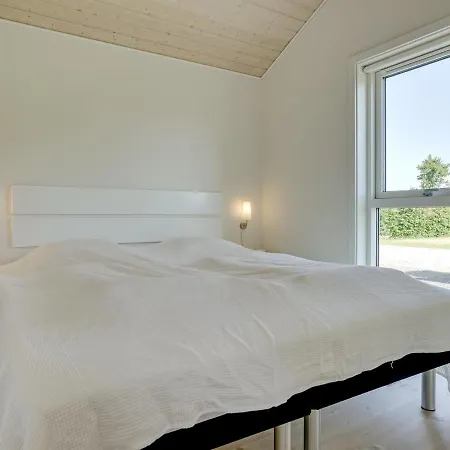Holiday home Maybritt - 100m From The Sea In Funen By Interhome *