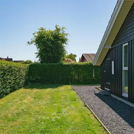 Holiday home Maybritt - 100m From The Sea In Funen By Interhome *