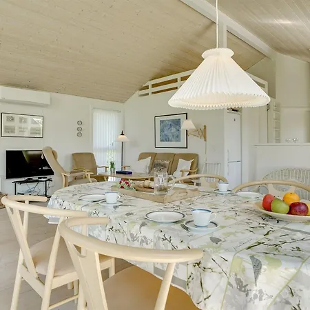 Maybritt - 100m From The Sea By Interhome Prázdninový dům *