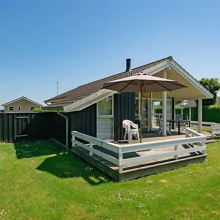 בית נופש Maybritt - 100m From The Sea By Interhome אוטרופ