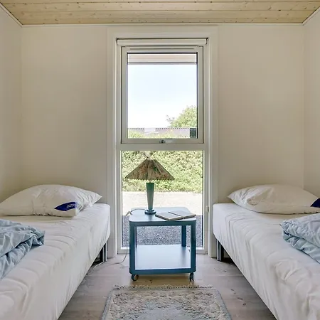 Maybritt - 100m From The Sea By Interhome בית נופש *